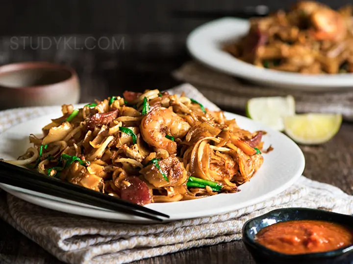 Char Kway Teow – چارکویتیائو (نودل سرخکرده خیابانی در مالزی)
